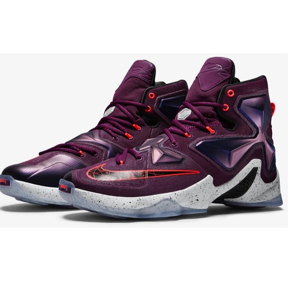lebron 13 maroon